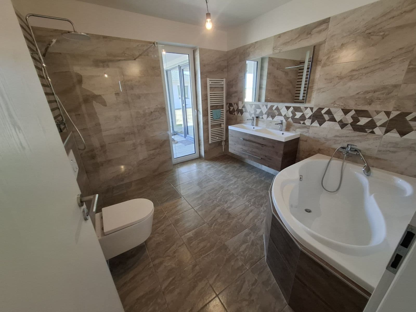 Prodej domu 156 m², pozemek 768 m², Krhovice, Jihomoravský kraj Prodej domu 156 m², pozemek 768 m², Krhovice, Jihomoravský kraj