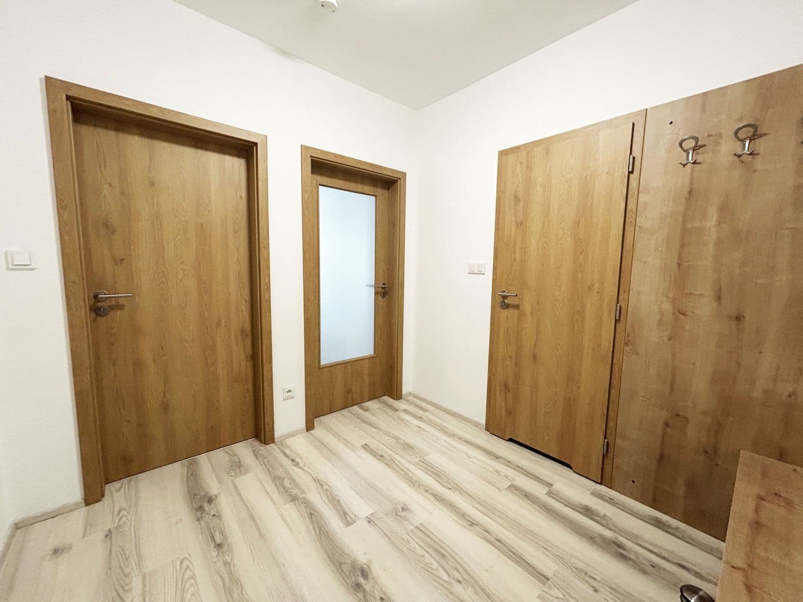 Pronájem bytu 2+kk 51 m², Vrchlického, Poděbrady, Středočeský kraj Pronájem bytu 2+kk 51 m², Vrchlického, Poděbrady, Středočeský kraj