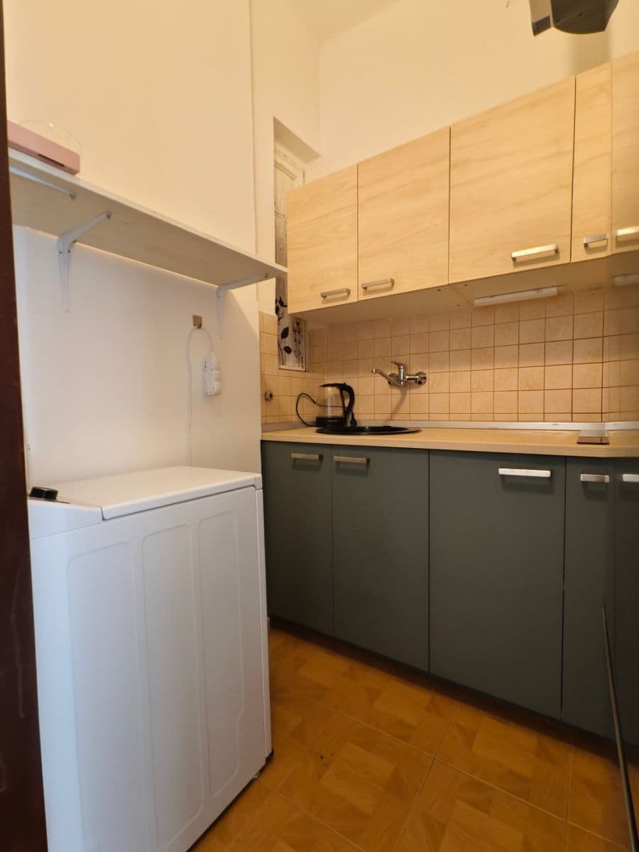 Pronájem bytu 2+1 40 m², Na Úlehli, Praha, Praha Pronájem bytu 2+1 40 m², Na Úlehli, Praha, Praha