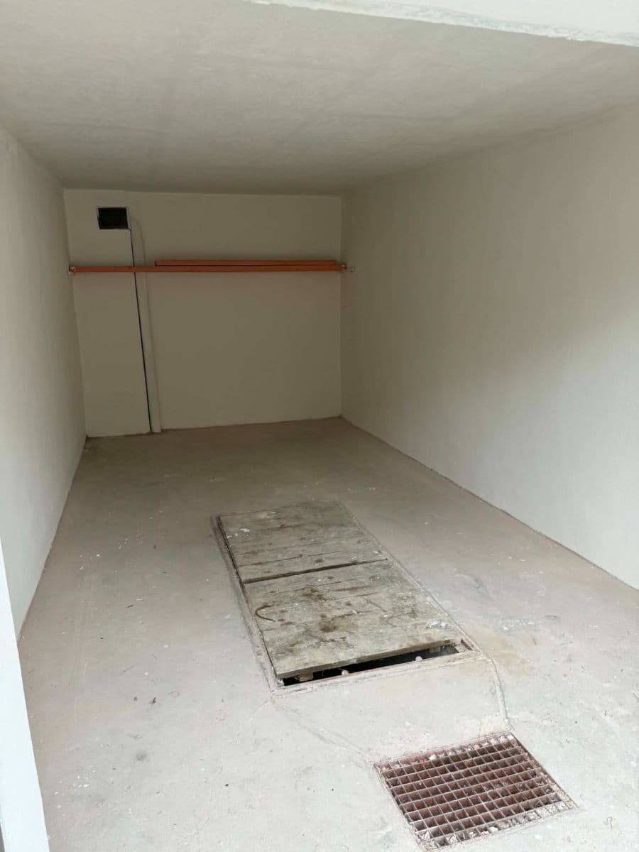 Prodej garáže 19 m², Zličská, Kolín, Středočeský kraj Prodej garáže 19 m², Zličská, Kolín, Středočeský kraj