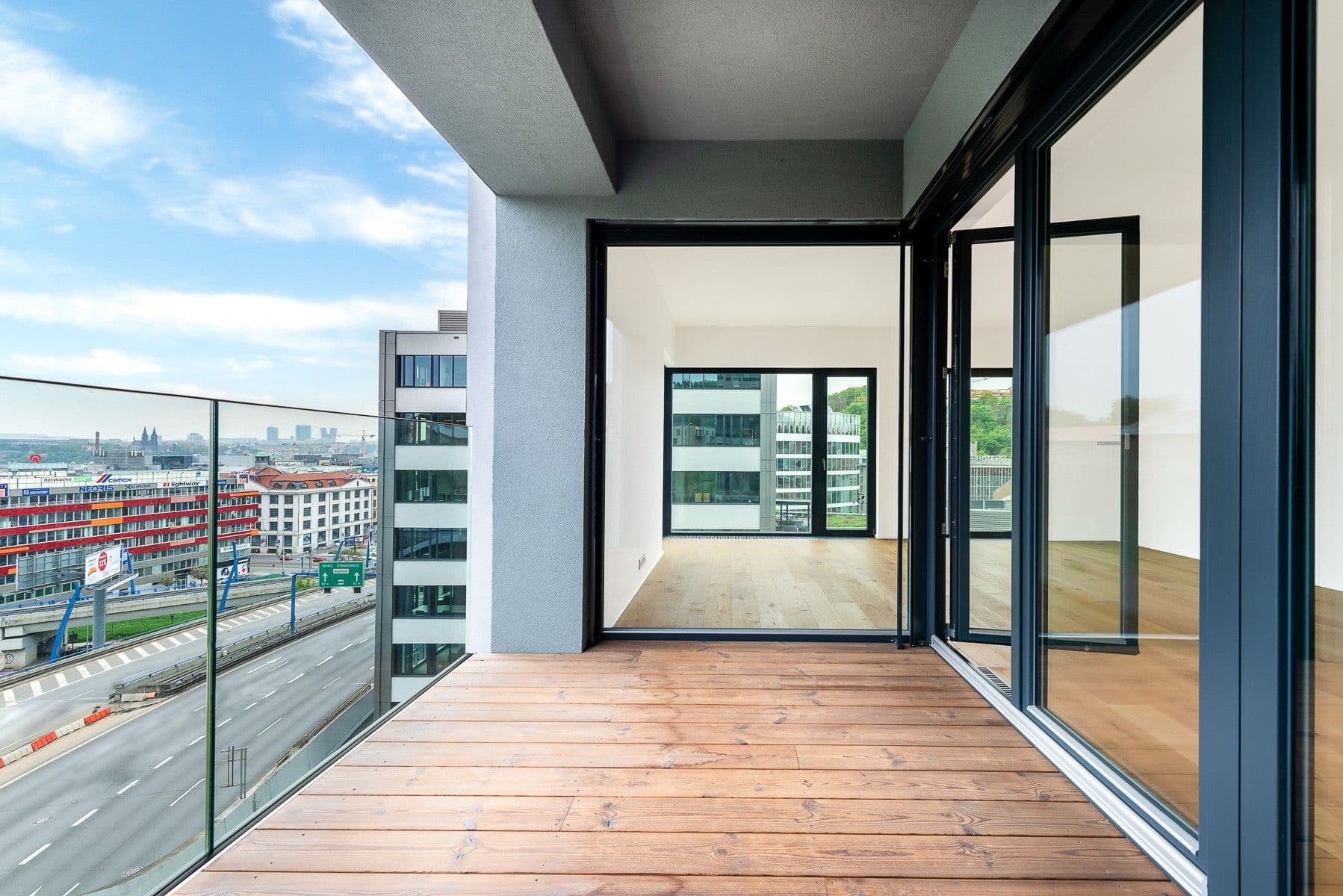 Prodej bytu 3+kk 92 m², Grafická, Praha, Praha Prodej bytu 3+kk 92 m², Grafická, Praha, Praha
