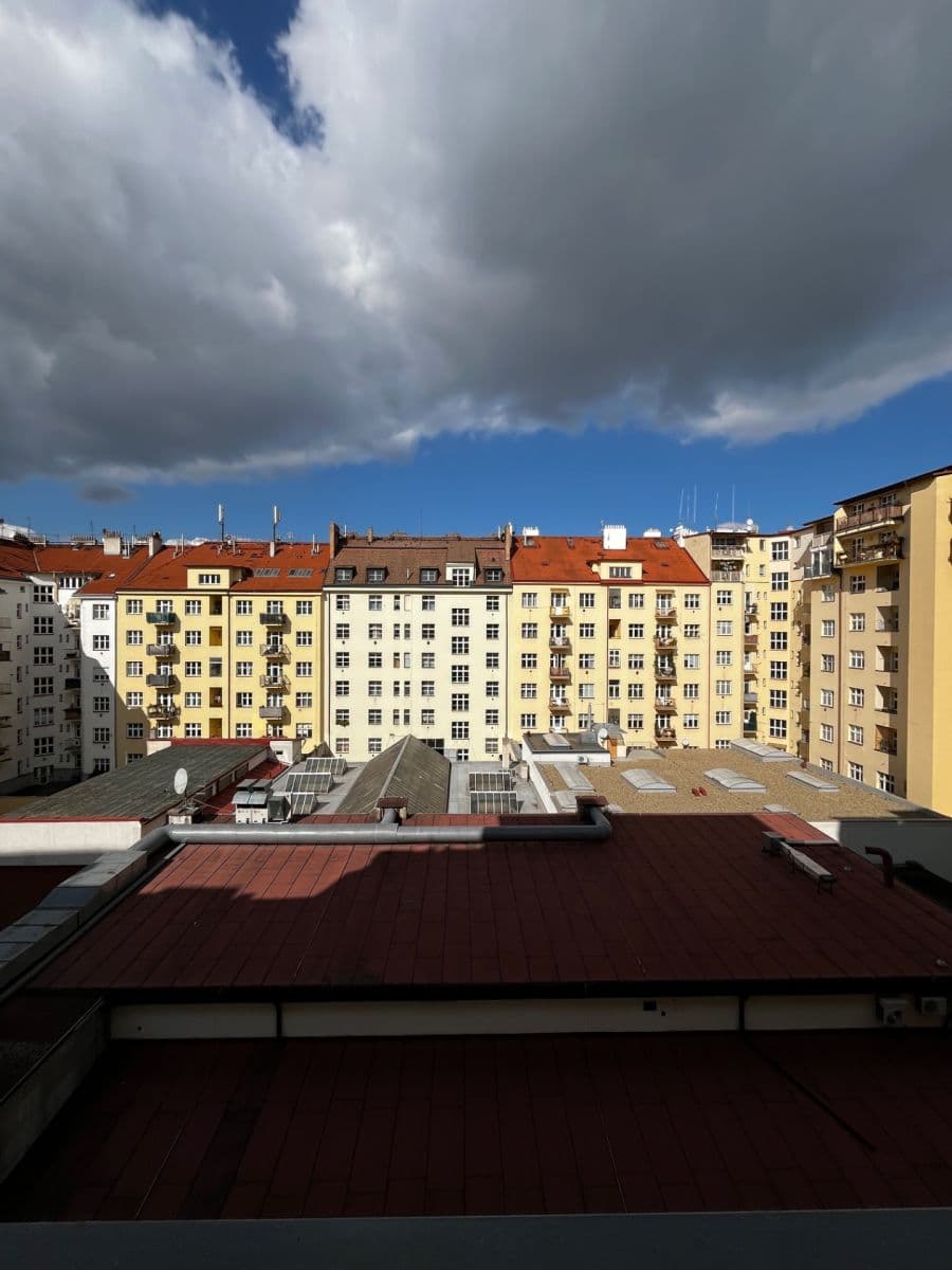 Pronájem bytu 2+1 55 m², Biskupcova, Praha, Praha Pronájem bytu 2+1 55 m², Biskupcova, Praha, Praha
