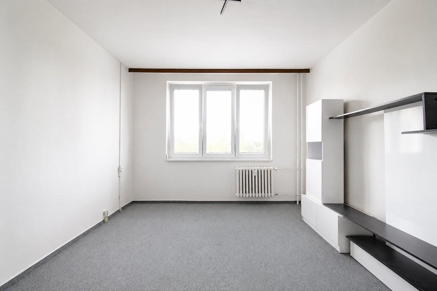 Pronájem bytu 2+1 53 m², Liškova, Praha, Praha Pronájem bytu 2+1 53 m², Liškova, Praha, Praha