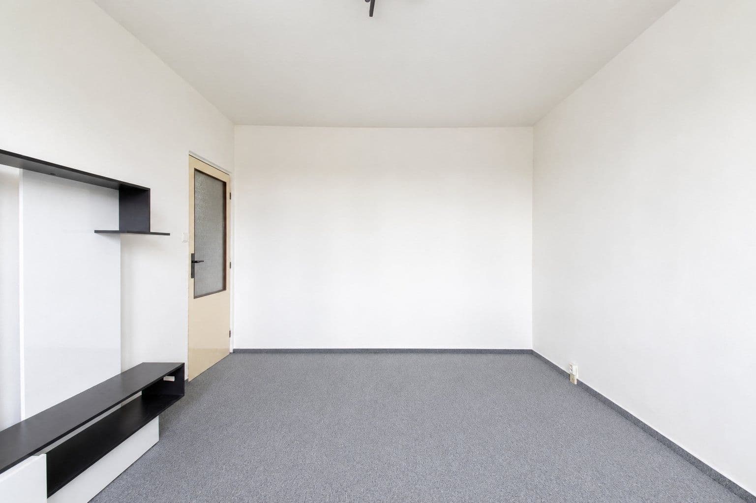 Pronájem bytu 2+1 53 m², Liškova, Praha, Praha Pronájem bytu 2+1 53 m², Liškova, Praha, Praha