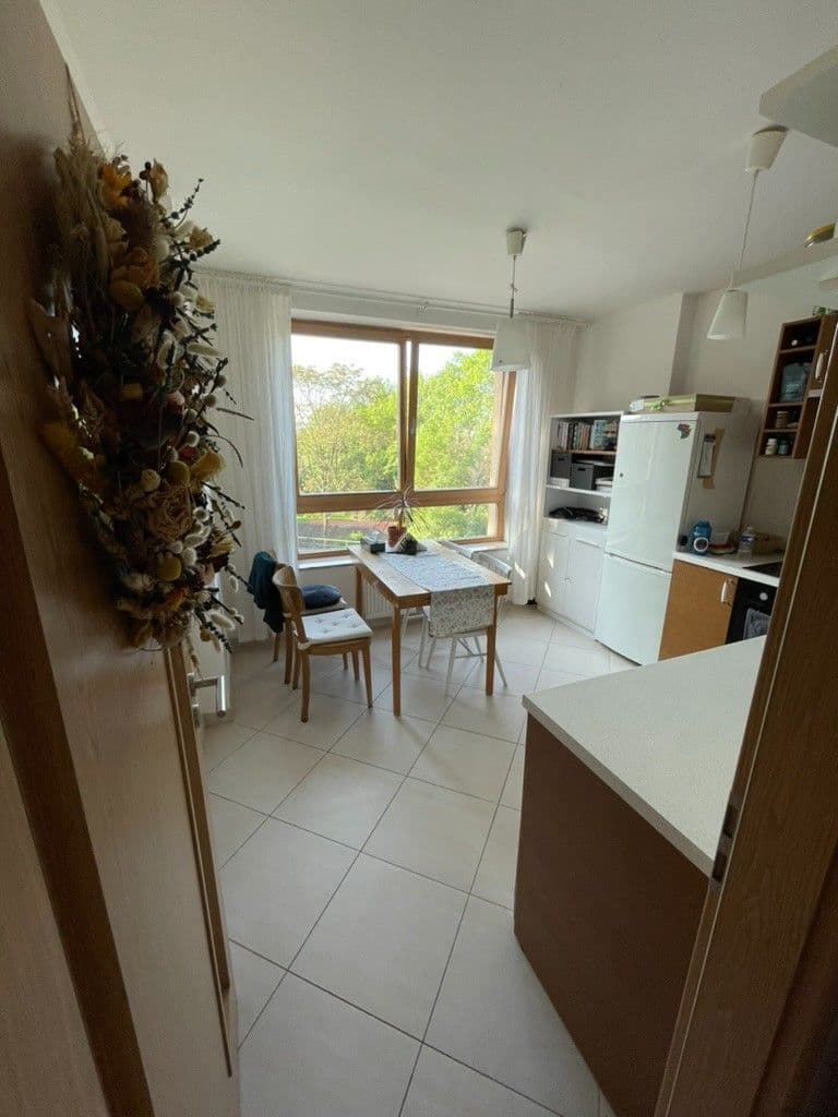 Pronájem bytu 1+1 40 m², Pod Stupni, Praha, Praha Pronájem bytu 1+1 40 m², Pod Stupni, Praha, Praha