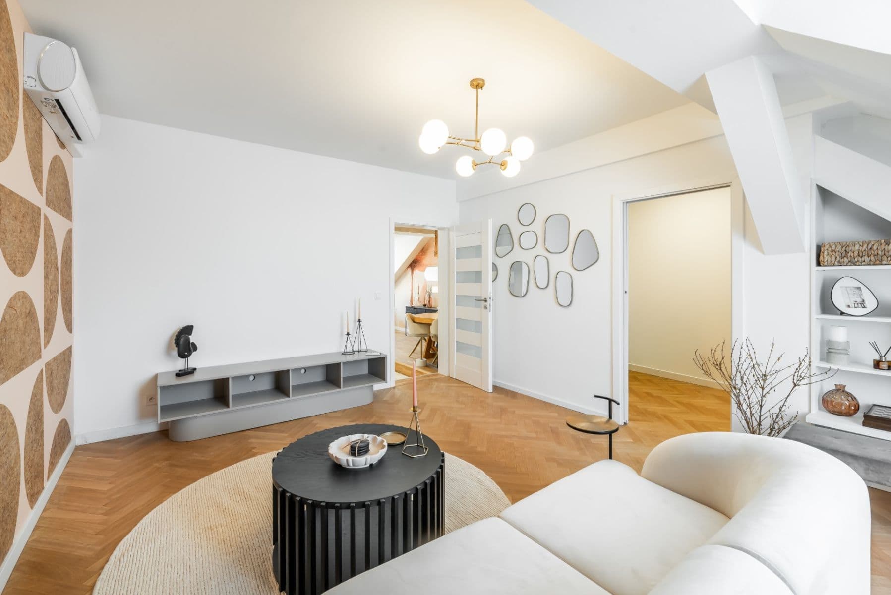 Prodej bytu 2+kk 71 m², náměstí Bratří Synků, Praha, Praha Prodej bytu 2+kk 71 m², náměstí Bratří Synků, Praha, Praha