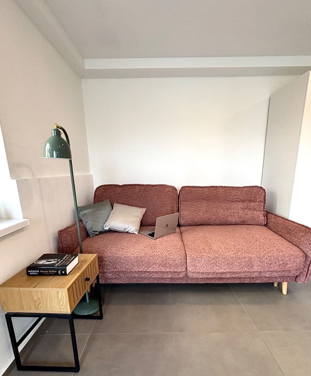 Pronájem bytu 1+kk 40 m², Mezihorská, Praha, Praha Pronájem bytu 1+kk 40 m², Mezihorská, Praha, Praha