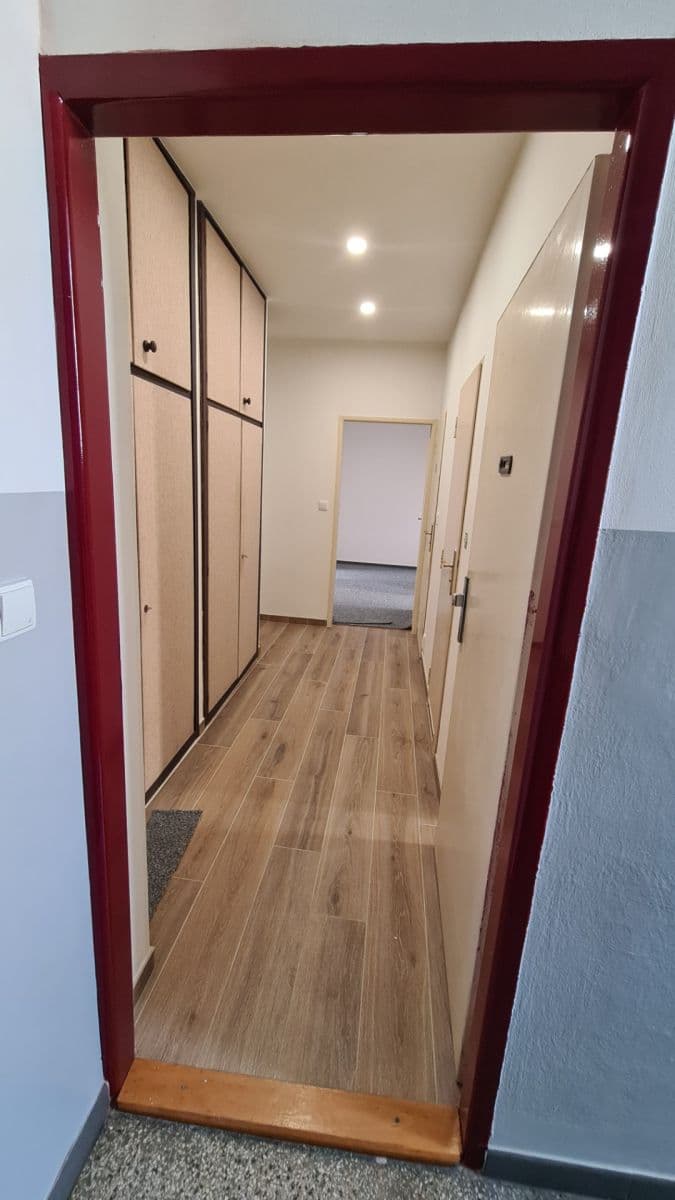 Pronájem bytu 2+1 66 m², Na Topolce, Praha, Praha Pronájem bytu 2+1 66 m², Na Topolce, Praha, Praha