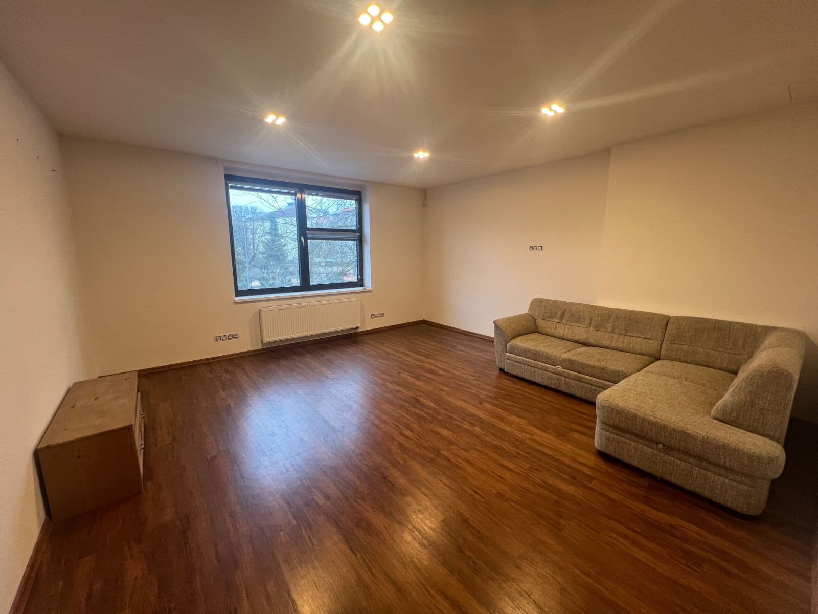 Pronájem bytu 2+1 70 m², Puškinova, Plzeň, Plzeňský kraj Pronájem bytu 2+1 70 m², Puškinova, Plzeň, Plzeňský kraj