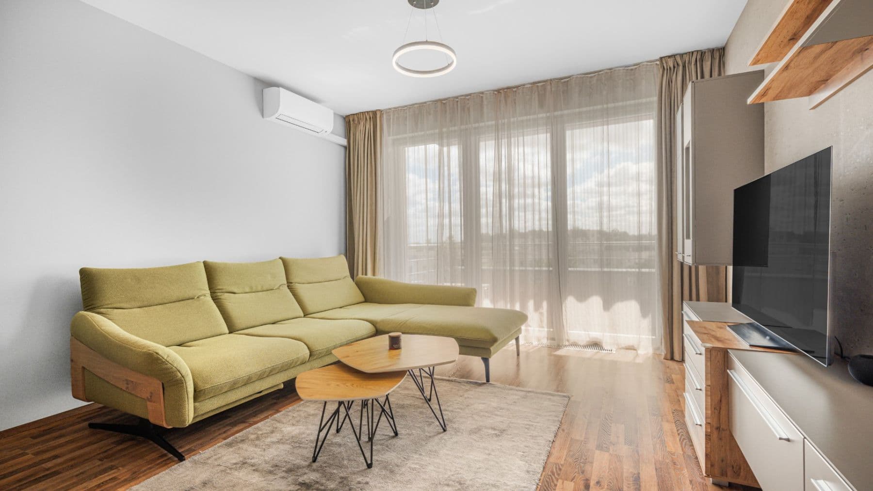 Prodej bytu 2+kk 73 m², Hlučkova, Praha, Praha Prodej bytu 2+kk 73 m², Hlučkova, Praha, Praha