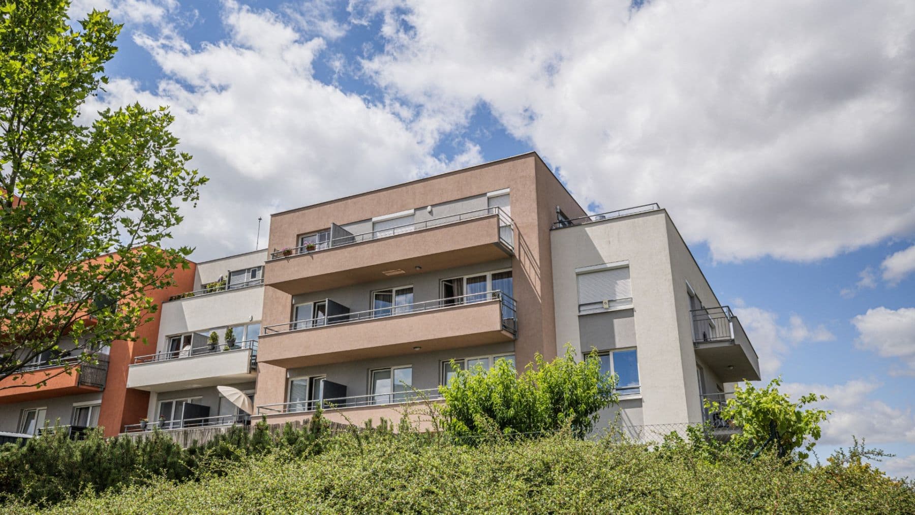Prodej bytu 2+kk 73 m², Hlučkova, Praha, Praha Prodej bytu 2+kk 73 m², Hlučkova, Praha, Praha