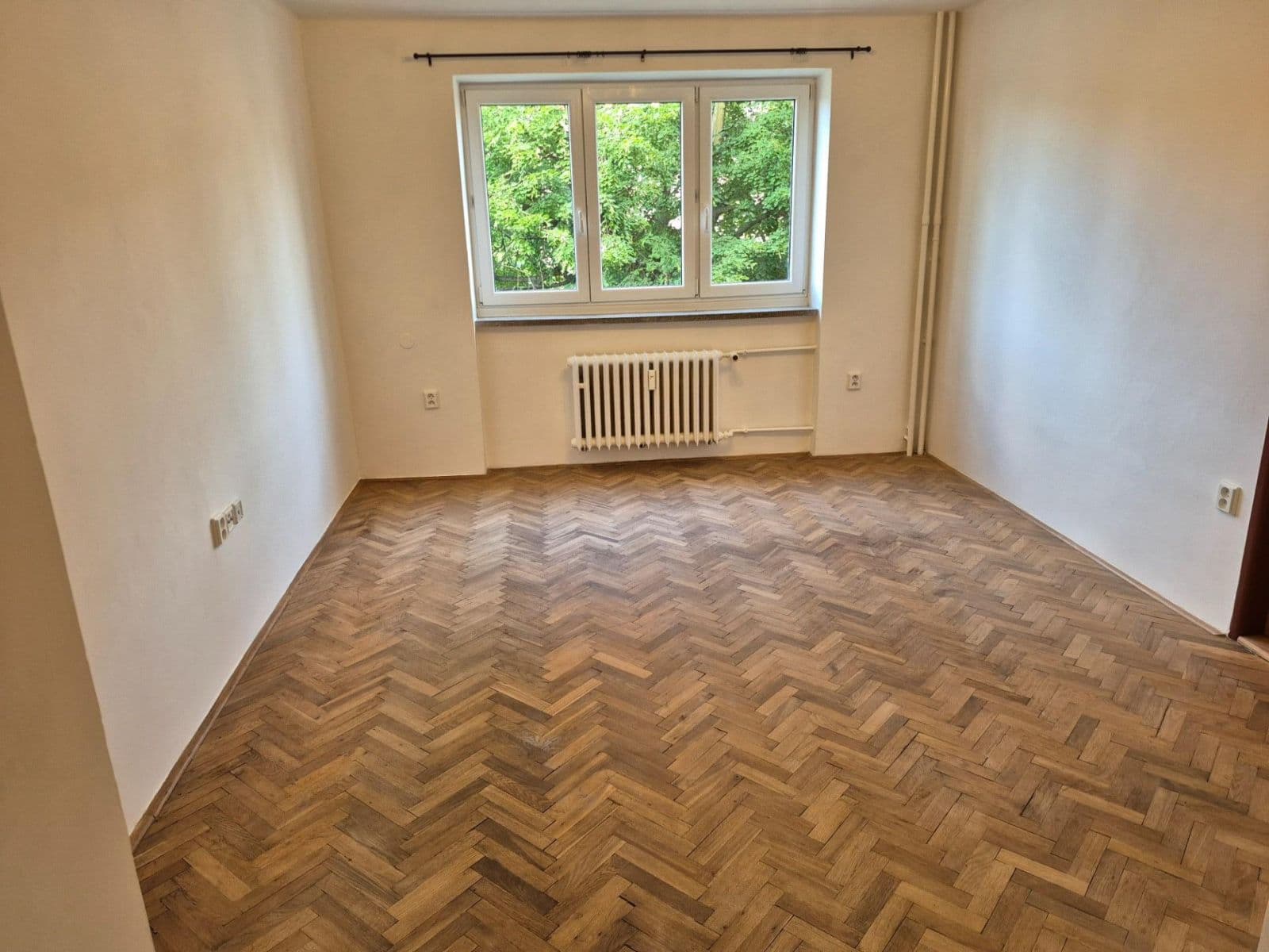 Pronájem bytu 2+1 56 m², Jaroslava Foglara, Kladno, Středočeský kraj Pronájem bytu 2+1 56 m², Jaroslava Foglara, Kladno, Středočeský kraj