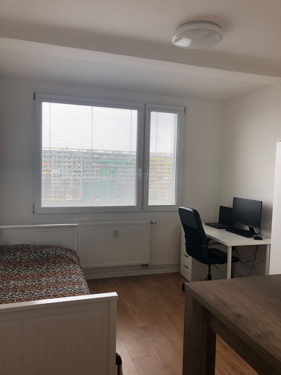 Pronájem bytu 1+kk 20 m², Vysočanská, Praha, Praha Pronájem bytu 1+kk 20 m², Vysočanská, Praha, Praha