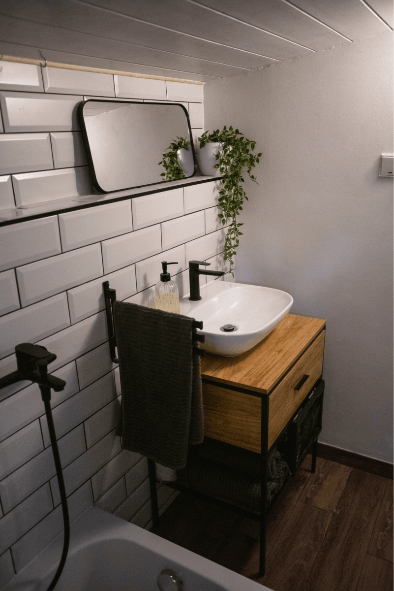Prodej chaty, chalupy 43 m², pozemek 256 m², Horní Bezděkov, Středočeský kraj Prodej chaty, chalupy 43 m², pozemek 256 m², Horní Bezděkov, Středočeský kraj