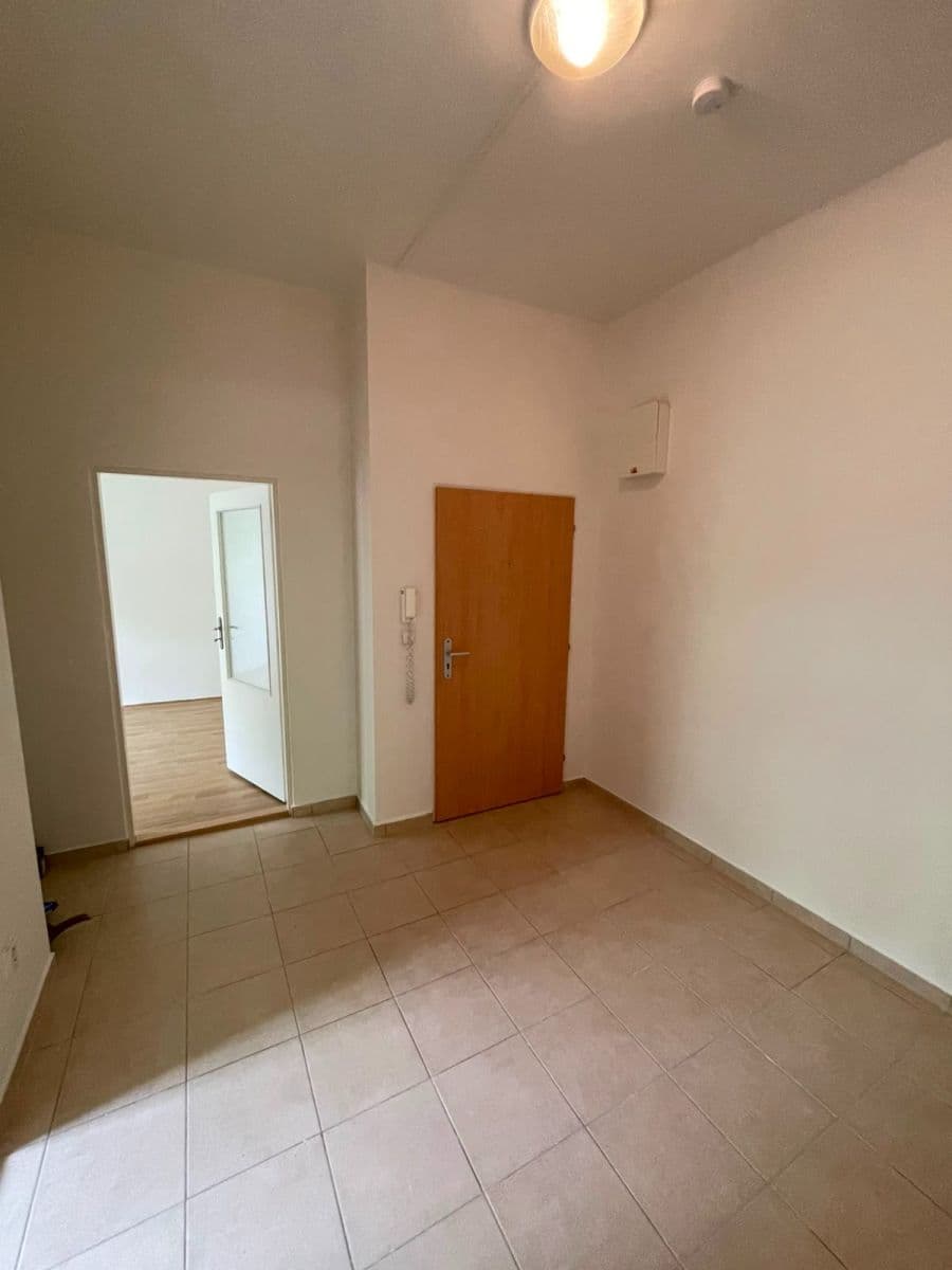 Pronájem bytu 2+kk 52 m², Šmídova, Ostrava, Moravskoslezský kraj Pronájem bytu 2+kk 52 m², Šmídova, Ostrava, Moravskoslezský kraj