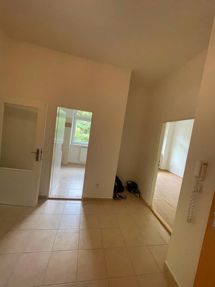 Pronájem bytu 2+kk 52 m², Šmídova, Ostrava, Moravskoslezský kraj Pronájem bytu 2+kk 52 m², Šmídova, Ostrava, Moravskoslezský kraj