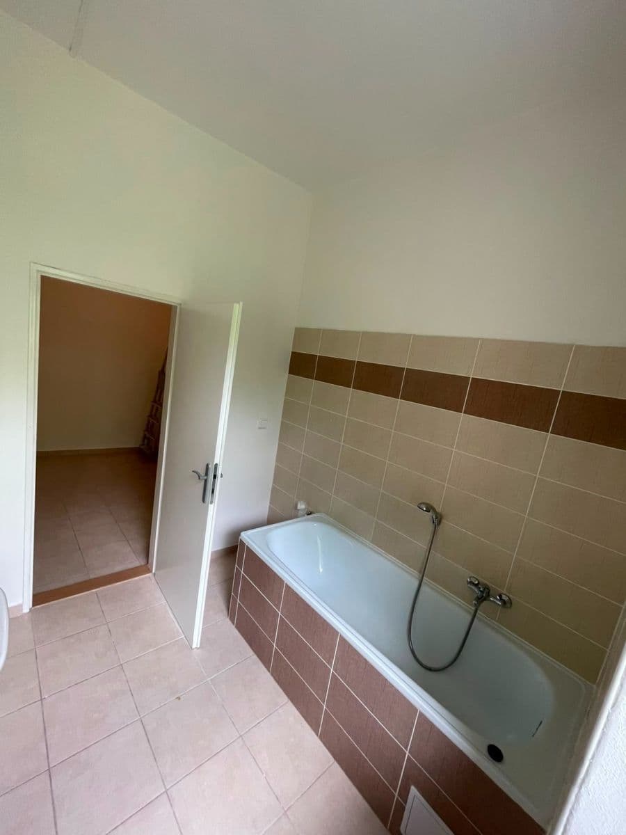 Pronájem bytu 2+kk 52 m², Šmídova, Ostrava, Moravskoslezský kraj Pronájem bytu 2+kk 52 m², Šmídova, Ostrava, Moravskoslezský kraj