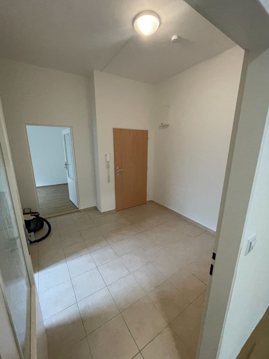 Pronájem bytu 2+kk 52 m², Šmídova, Ostrava, Moravskoslezský kraj Pronájem bytu 2+kk 52 m², Šmídova, Ostrava, Moravskoslezský kraj