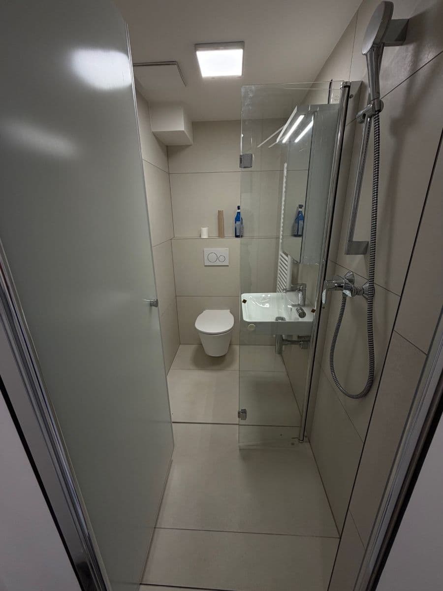 Pronájem bytu 2+kk 44 m², Krymská, Praha, Praha Pronájem bytu 2+kk 44 m², Krymská, Praha, Praha