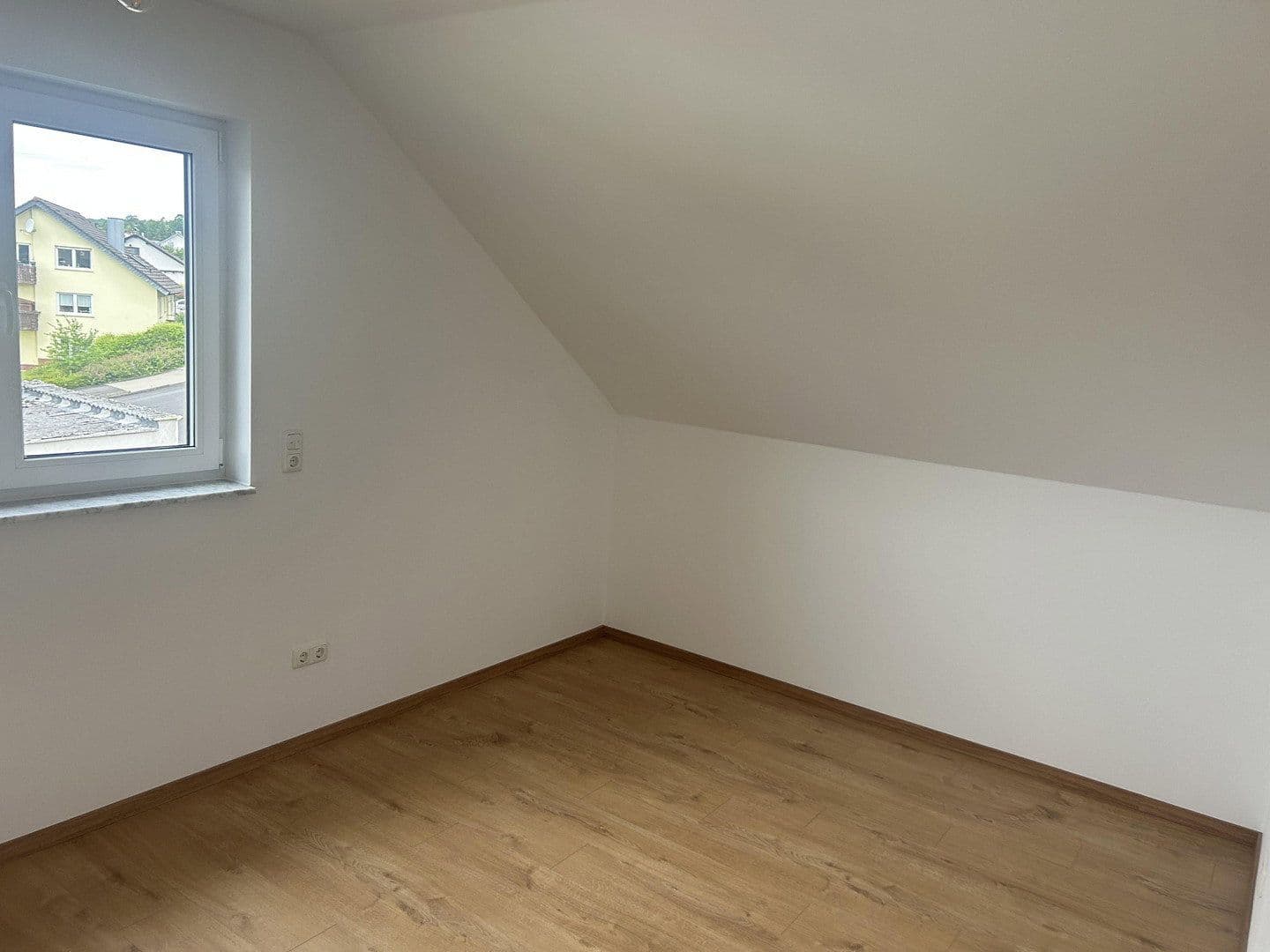 Prodej bytu 122 m², Petersberg, Hessen Prodej bytu 122 m², Petersberg, Hessen