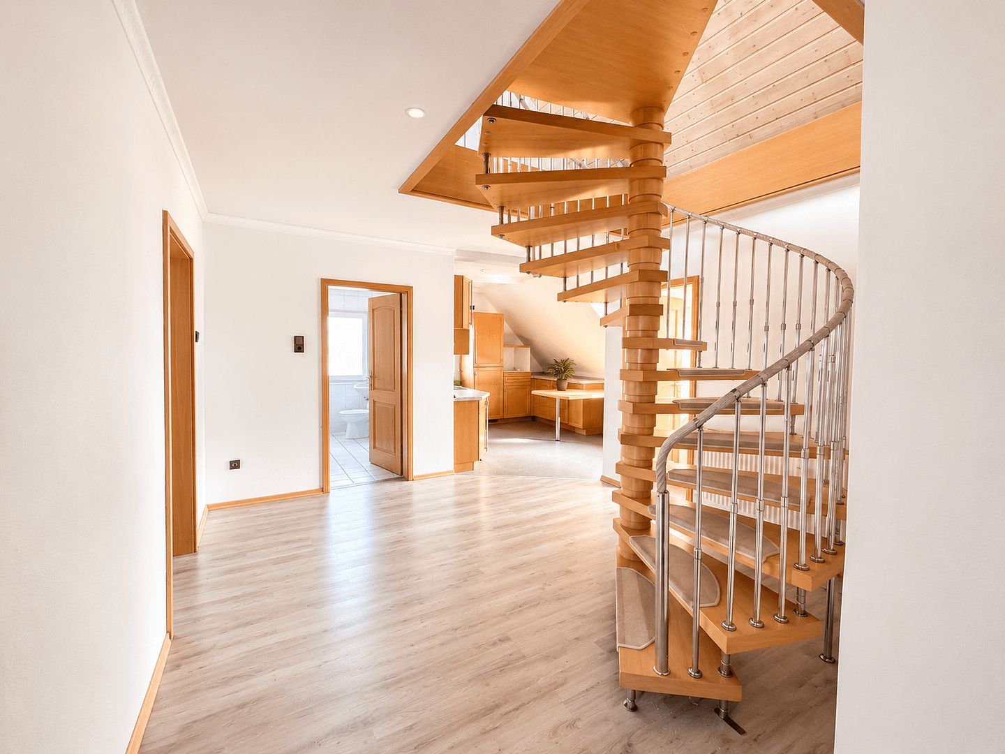 Pronájem bytu 4+1 155 m², Siegburgstraße 27, Dortmund, Severní Porýní-Vestfálsko Pronájem bytu 4+1 155 m², Siegburgstraße 27, Dortmund, Severní Porýní-Vestfálsko