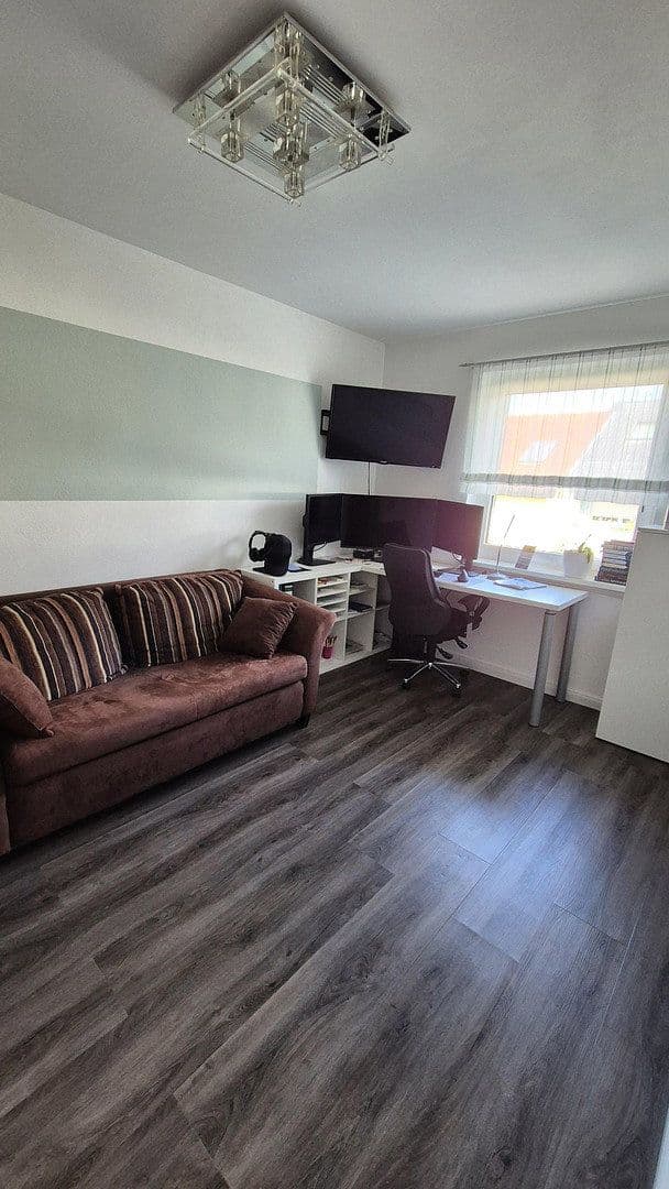 Prodej domu 140 m², pozemek 206 m², Schweinfurt, Bavorsko Prodej domu 140 m², pozemek 206 m², Schweinfurt, Bavorsko