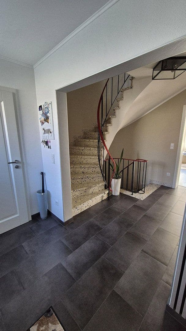 Prodej domu 140 m², pozemek 206 m², Schweinfurt, Bavorsko Prodej domu 140 m², pozemek 206 m², Schweinfurt, Bavorsko