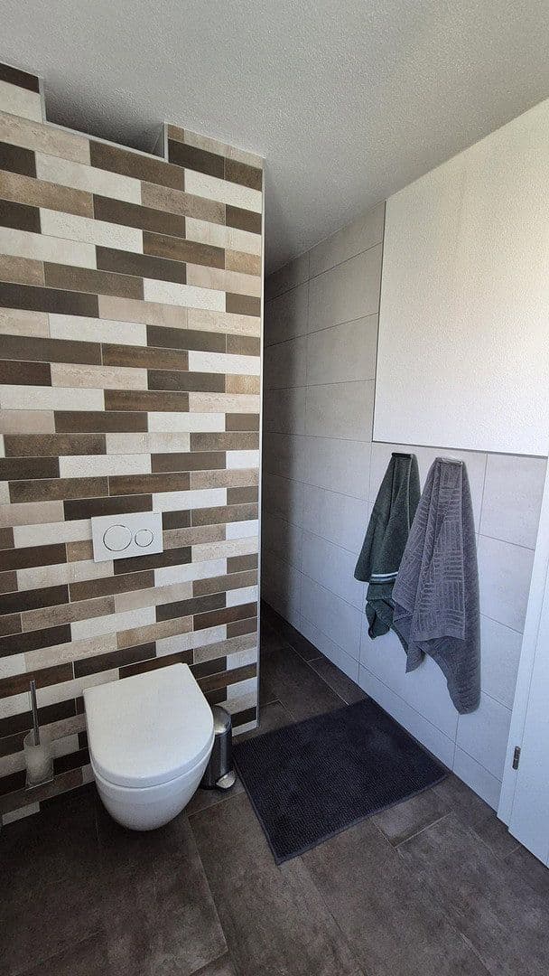 Prodej domu 140 m², pozemek 206 m², Schweinfurt, Bavorsko Prodej domu 140 m², pozemek 206 m², Schweinfurt, Bavorsko