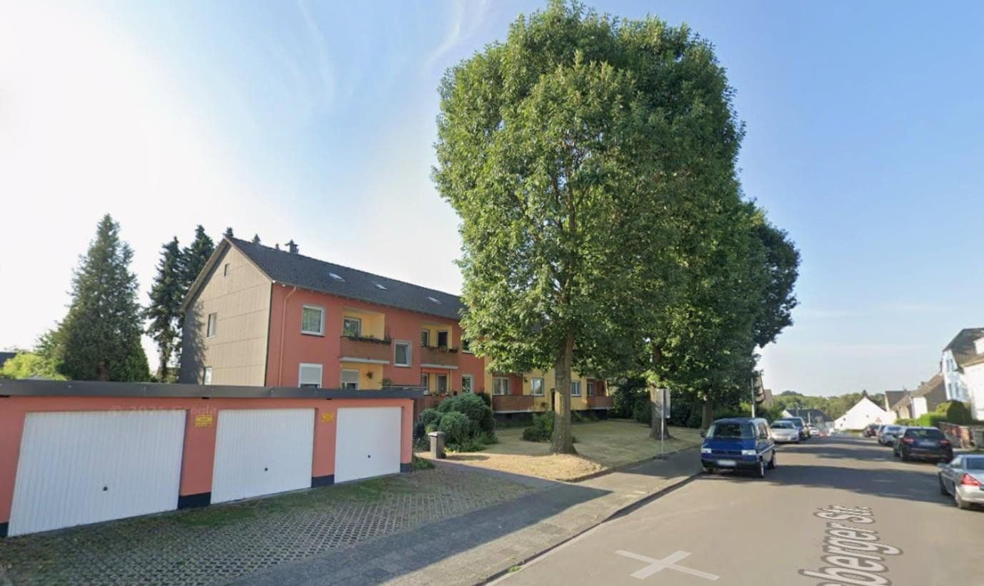 Prodej domu 500 m², pozemek 1.496 m², Solingen, Severní Porýní-Vestfálsko Prodej domu 500 m², pozemek 1.496 m², Solingen, Severní Porýní-Vestfálsko