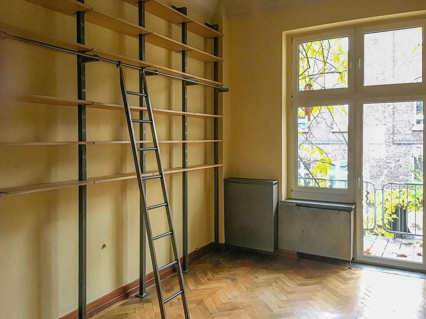 Prodej bytu 5+1 171 m², Düsseldorf, Severní Porýní-Vestfálsko Prodej bytu 5+1 171 m², Düsseldorf, Severní Porýní-Vestfálsko