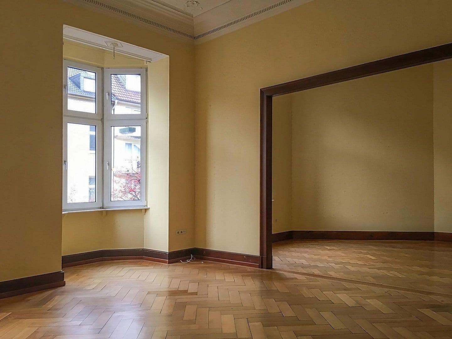 Prodej bytu 5+1 171 m², Düsseldorf, Severní Porýní-Vestfálsko Prodej bytu 5+1 171 m², Düsseldorf, Severní Porýní-Vestfálsko