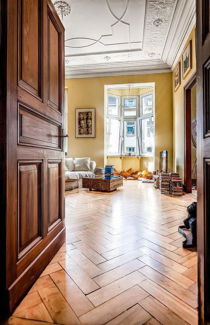 Prodej bytu 5+1 171 m², Düsseldorf, Severní Porýní-Vestfálsko Prodej bytu 5+1 171 m², Düsseldorf, Severní Porýní-Vestfálsko