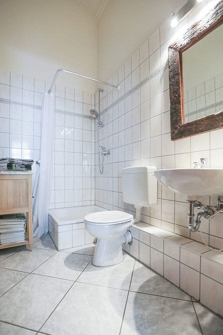 Prodej bytu 5+1 171 m², Düsseldorf, Severní Porýní-Vestfálsko Prodej bytu 5+1 171 m², Düsseldorf, Severní Porýní-Vestfálsko