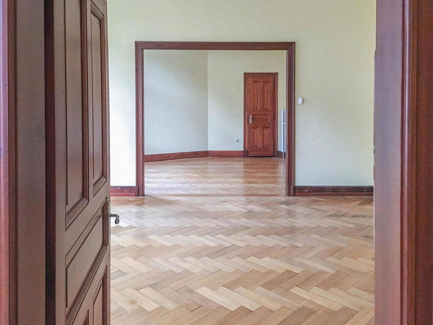 Prodej bytu 5+1 171 m², Düsseldorf, Severní Porýní-Vestfálsko Prodej bytu 5+1 171 m², Düsseldorf, Severní Porýní-Vestfálsko