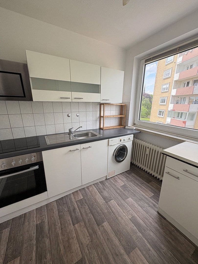 Pronájem bytu 2+1 45 m², Bremerhaven, Bremen Pronájem bytu 2+1 45 m², Bremerhaven, Bremen