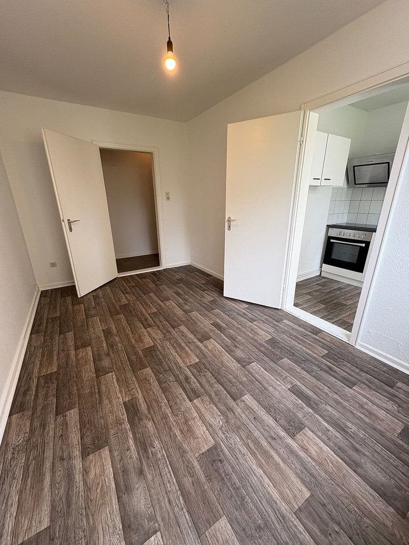 Pronájem bytu 2+1 45 m², Bremerhaven, Bremen Pronájem bytu 2+1 45 m², Bremerhaven, Bremen