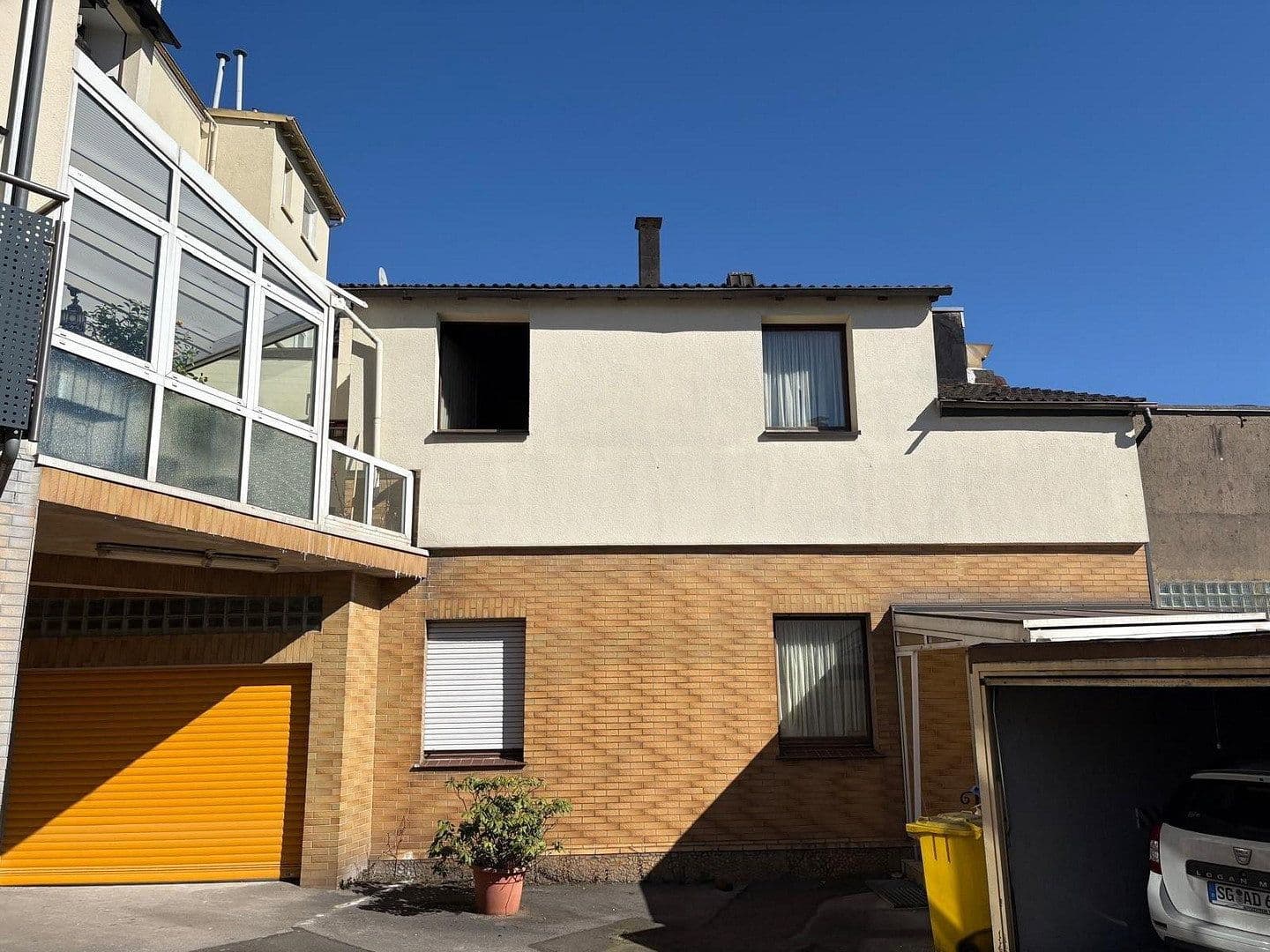 Prodej domu 523 m², pozemek 669 m², Solingen, Severní Porýní-Vestfálsko Prodej domu 523 m², pozemek 669 m², Solingen, Severní Porýní-Vestfálsko