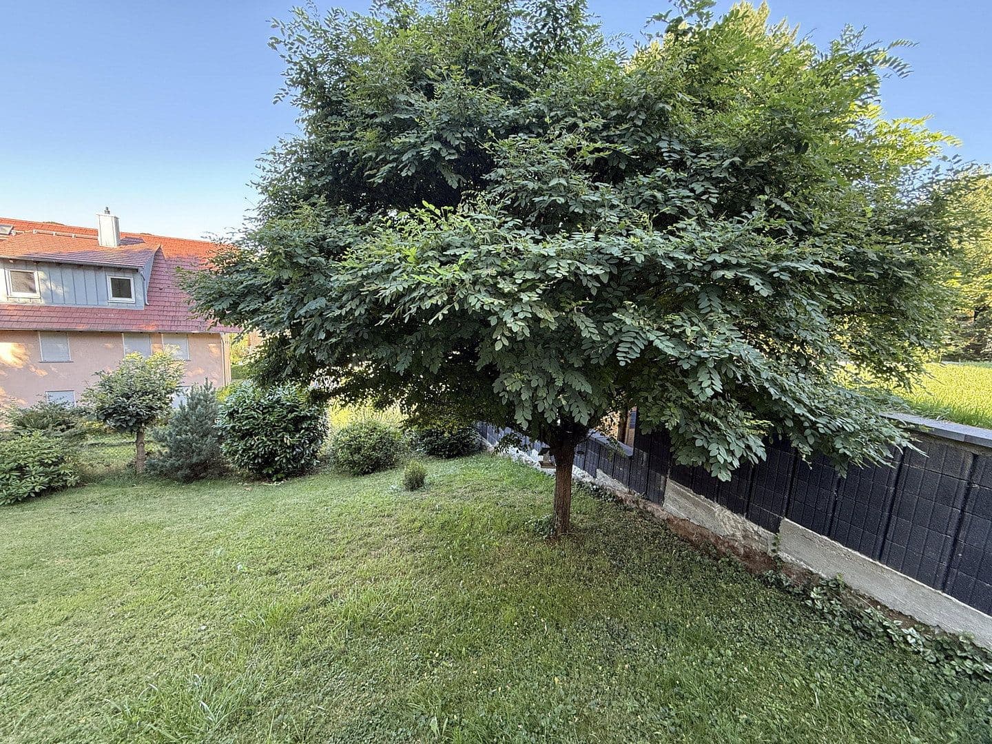 Prodej domu 210 m², pozemek 569 m², Büdingen, Hessen Prodej domu 210 m², pozemek 569 m², Büdingen, Hessen