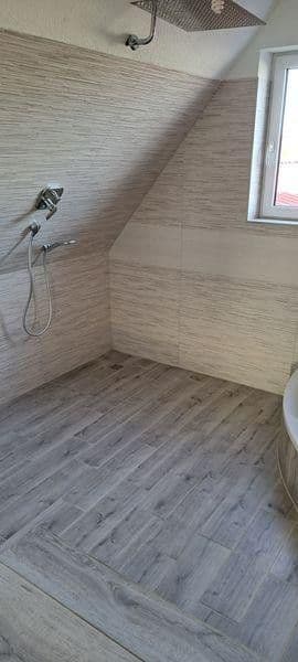 Prodej domu 260 m², pozemek 882 m², Trossingen, Bádensko-Württembersko Prodej domu 260 m², pozemek 882 m², Trossingen, Bádensko-Württembersko
