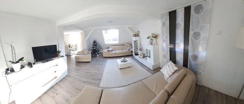 Prodej domu 260 m², pozemek 882 m², Trossingen, Bádensko-Württembersko Prodej domu 260 m², pozemek 882 m², Trossingen, Bádensko-Württembersko