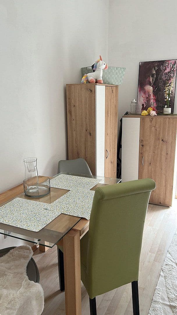 Pronájem bytu 1+kk 26 m², Heidelberg, Bádensko-Württembersko Pronájem bytu 1+kk 26 m², Heidelberg, Bádensko-Württembersko