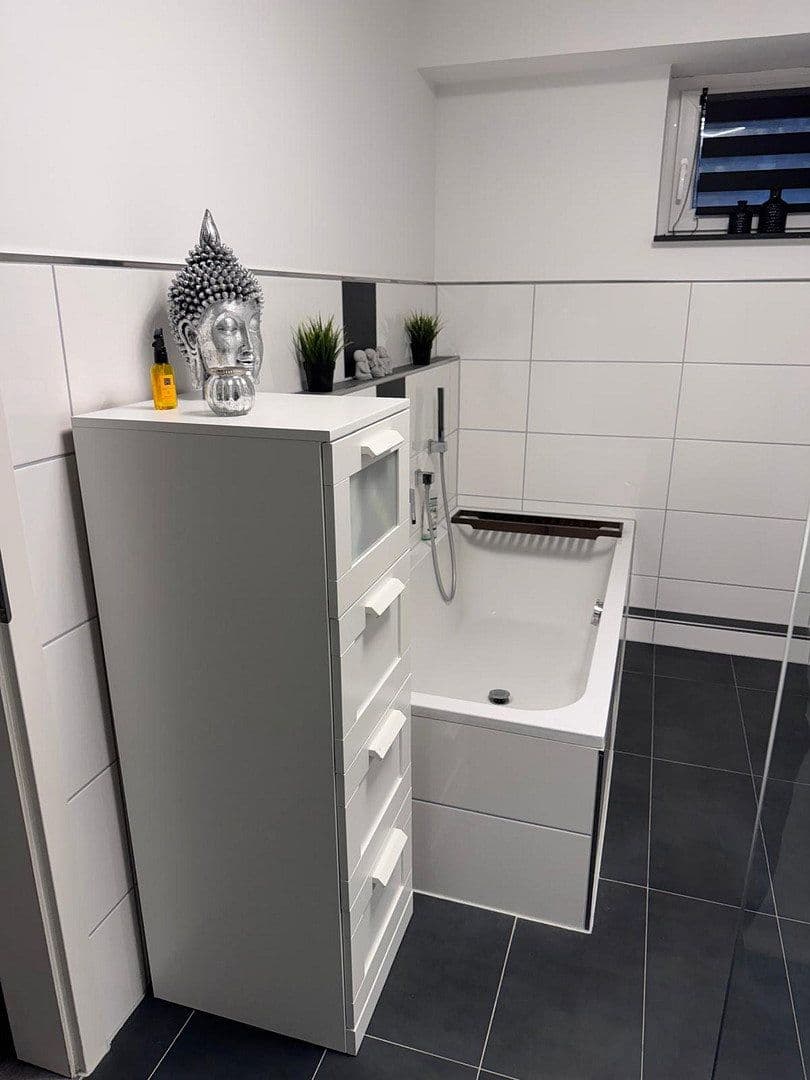 Pronájem bytu 3+1 105 m², Heddesheim, Bádensko-Württembersko Pronájem bytu 3+1 105 m², Heddesheim, Bádensko-Württembersko