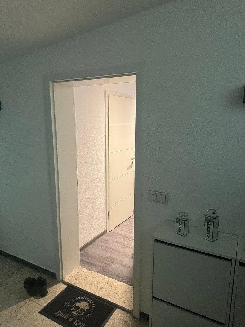 Pronájem bytu 3+1 105 m², Heddesheim, Bádensko-Württembersko Pronájem bytu 3+1 105 m², Heddesheim, Bádensko-Württembersko