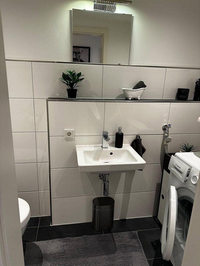 Pronájem bytu 3+1 105 m², Heddesheim, Bádensko-Württembersko Pronájem bytu 3+1 105 m², Heddesheim, Bádensko-Württembersko