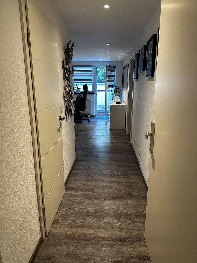 Pronájem bytu 3+1 105 m², Heddesheim, Bádensko-Württembersko Pronájem bytu 3+1 105 m², Heddesheim, Bádensko-Württembersko