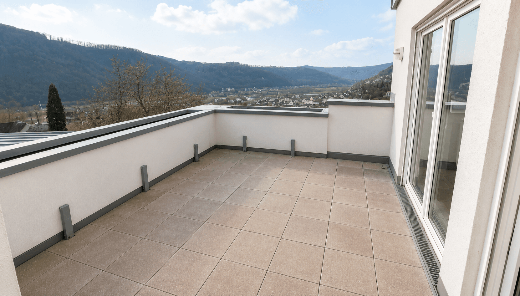 Pronájem bytu 1+1 87 m², Alte Kemmenauer Strasse 37, Bad Ems, Porýní-Falc Pronájem bytu 1+1 87 m², Alte Kemmenauer Strasse 37, Bad Ems, Porýní-Falc