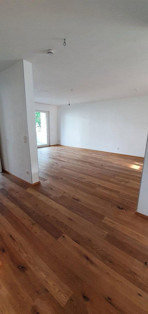 Pronájem bytu 3+1 88 m², Remseck am Neckar, Bádensko-Württembersko Pronájem bytu 3+1 88 m², Remseck am Neckar, Bádensko-Württembersko