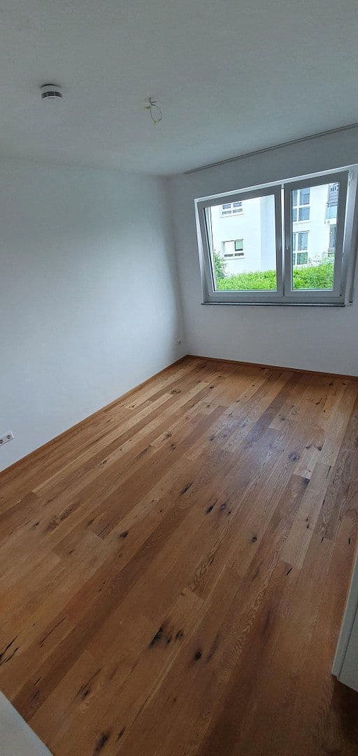 Pronájem bytu 3+1 88 m², Remseck am Neckar, Bádensko-Württembersko Pronájem bytu 3+1 88 m², Remseck am Neckar, Bádensko-Württembersko