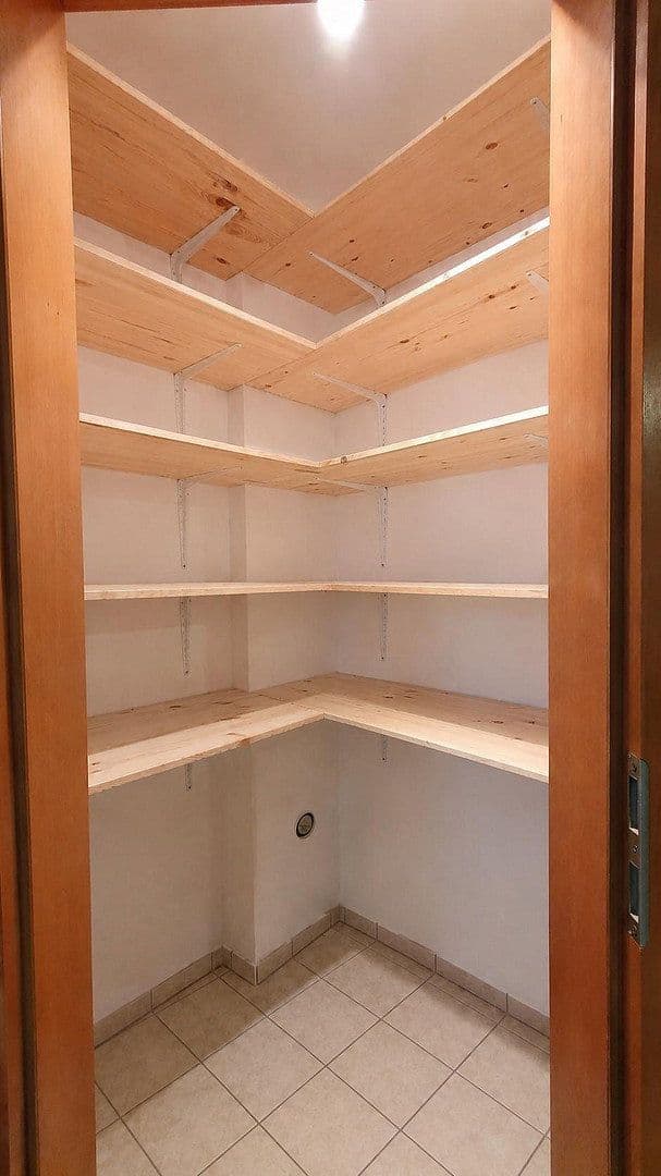 Prodej domu 350 m², pozemek 555 m², Hennef (Sieg), Severní Porýní-Vestfálsko Prodej domu 350 m², pozemek 555 m², Hennef (Sieg), Severní Porýní-Vestfálsko