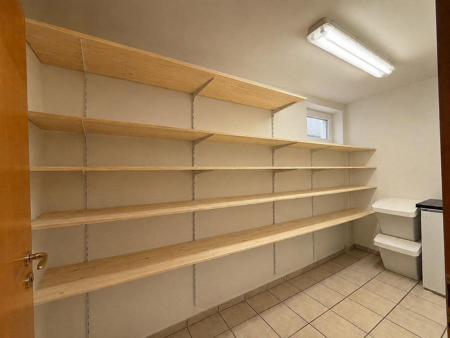 Prodej domu 350 m², pozemek 555 m², Hennef (Sieg), Severní Porýní-Vestfálsko Prodej domu 350 m², pozemek 555 m², Hennef (Sieg), Severní Porýní-Vestfálsko